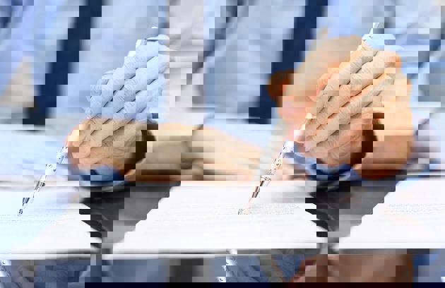 Shutterstock 233445877